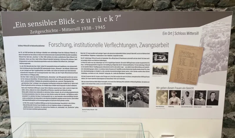 Ausstellungstafel mit der Überschrift "Forschung, institutionelle Verflechtungen, Zwangsarbeit"