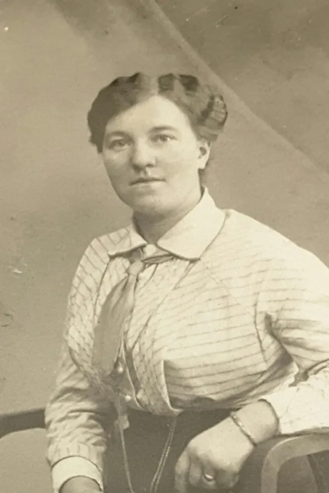 Porträt von Erna Pien