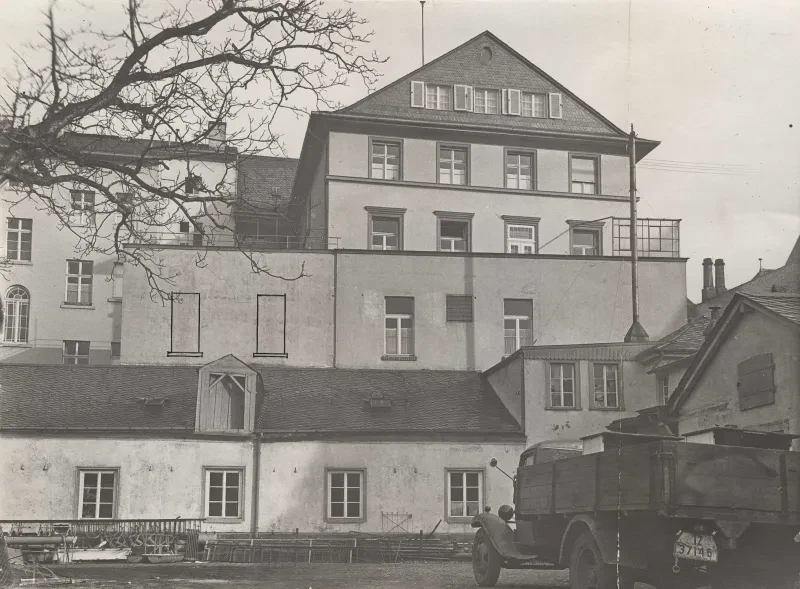Ansicht der Südseite des Gebäudes der Geheimen Staatspolizeistelle für den Regierungsbezirk Koblenz, März 1939.
