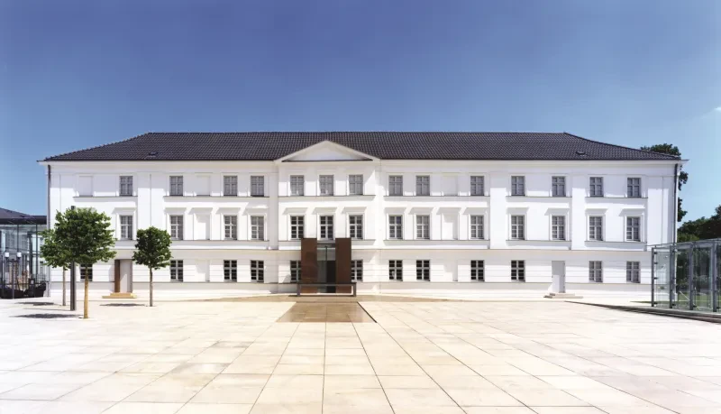 Das Pommersche Landesmuseum in Greifswald, Außenansicht.