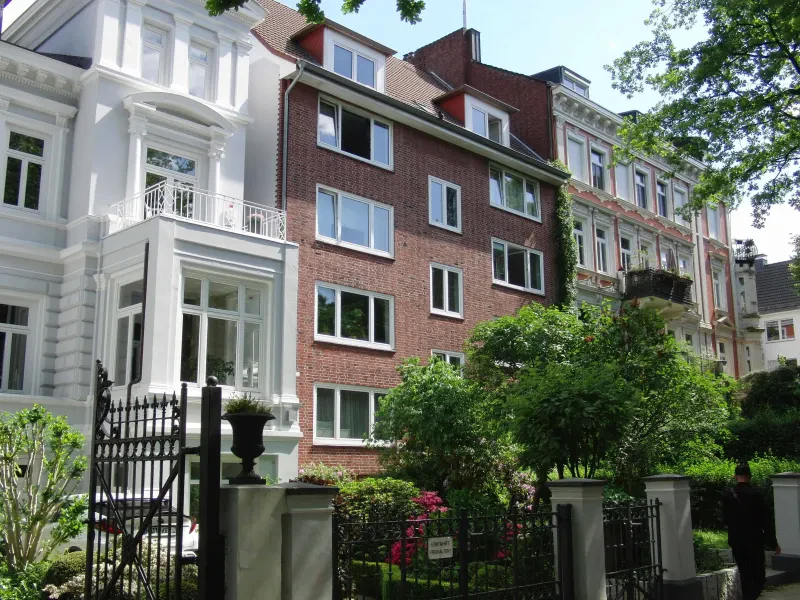 Das heutige Haus Nr. 16 in der Heinrich-Barth-Straße in Hamburg, 2024