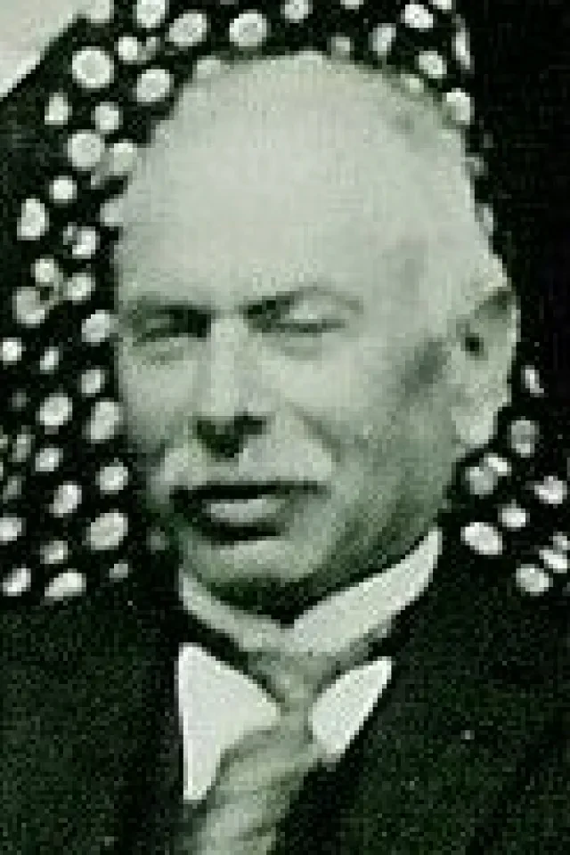 Porträt von Hugo Oberhoff