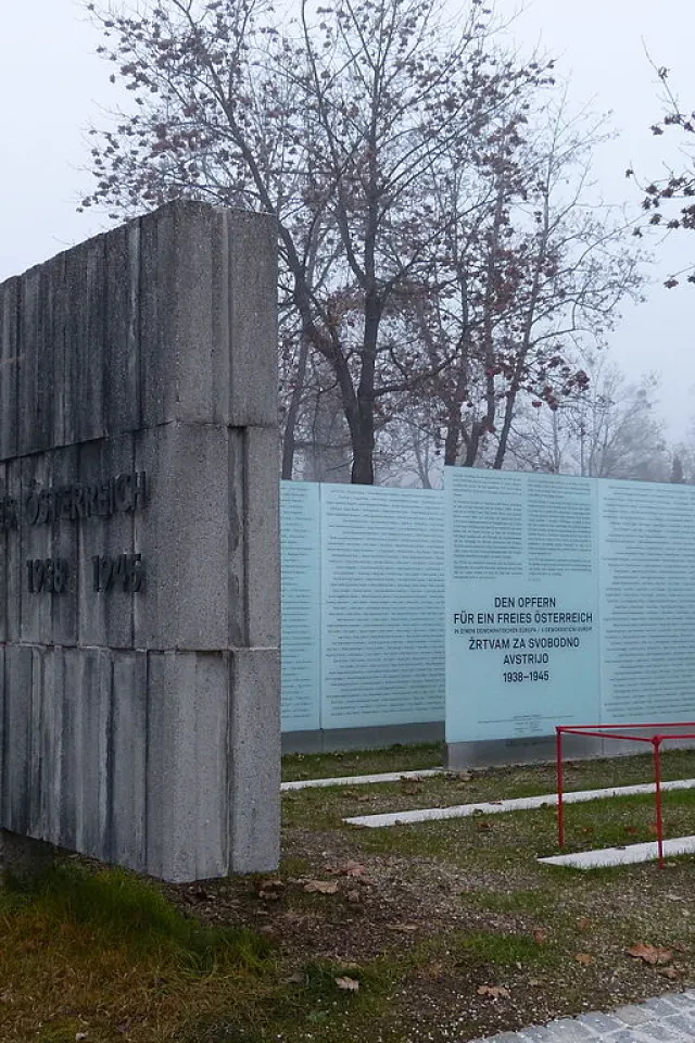 Bild von Klagenfurt, Gedenkstätte am Zentralfriedhof Klagenfurt-Annabichl