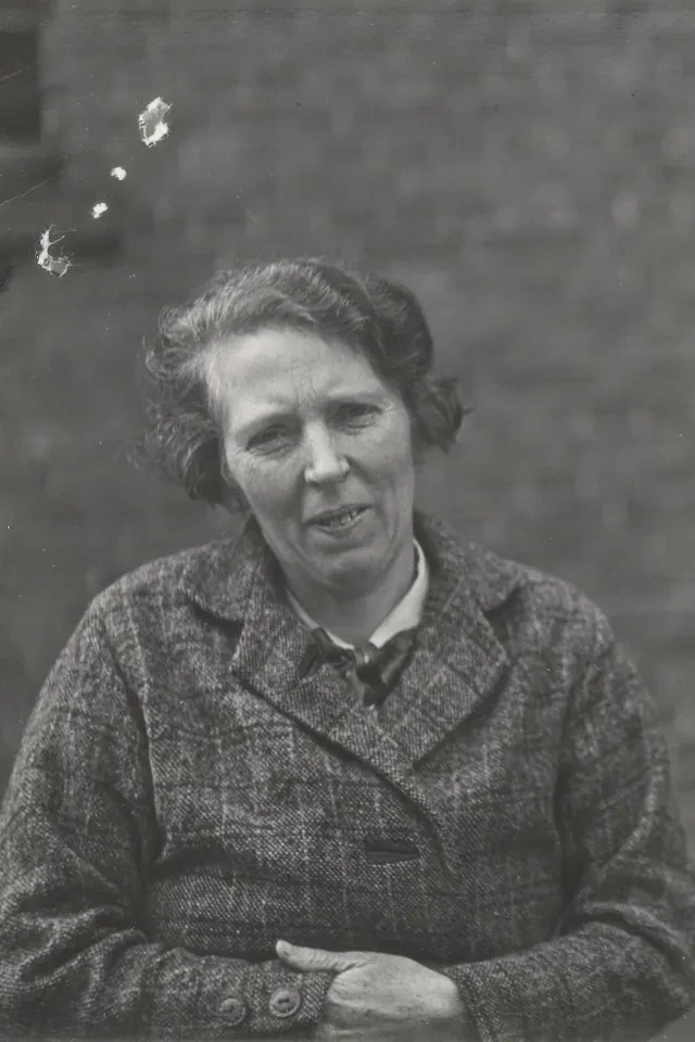 Porträt von Hermine König