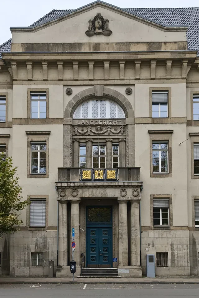 Bild von Krefeld, Justizgebäude mit Gerichtsgefängnis
