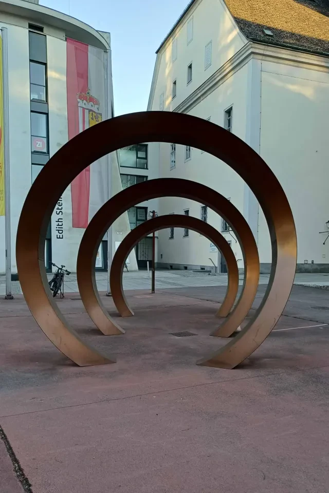Bild von Linz, Denkmal für Frauen* im Widerstand gegen das NS-Regime