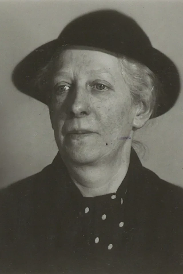 Porträt von Anna Löckenhoff