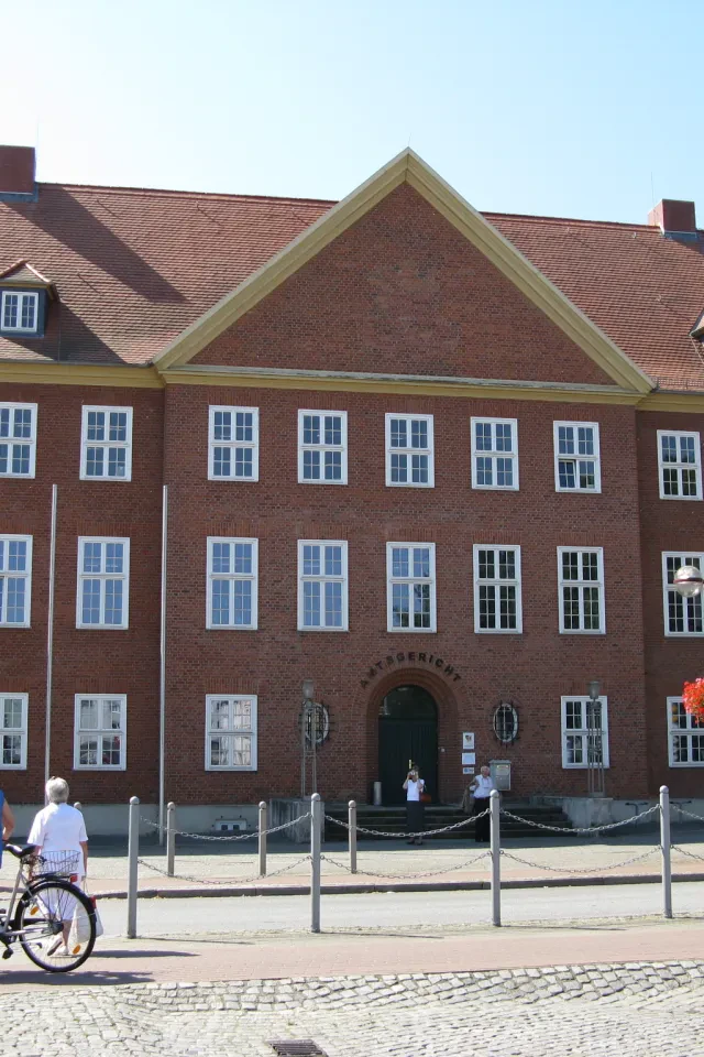 Bild von Parchim, Amtsgericht mit Gerichtsgefängnis