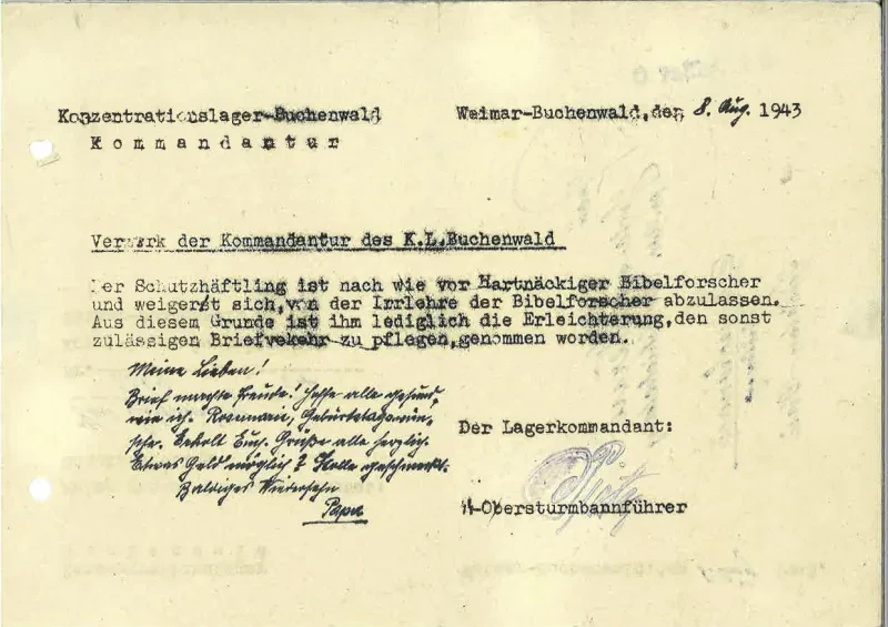 Schreiben von Karl Siebeneichler aus dem KZ Buchenwald an seine Tochter vom 8. August 1943. Weil Karl Siebeneichler im KZ Buchenwald nicht seinem Glauben abschwor, wurde er durchgehend mit einer Postsperre bestraft. Er durfte jeweils nur wenige Zeilen an seine Tochter schreiben. Quelle: privat.