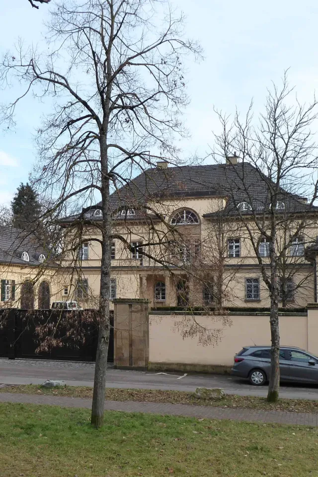 Bild von Stuttgart, Militärgericht, Feuerbacher Heide 40
