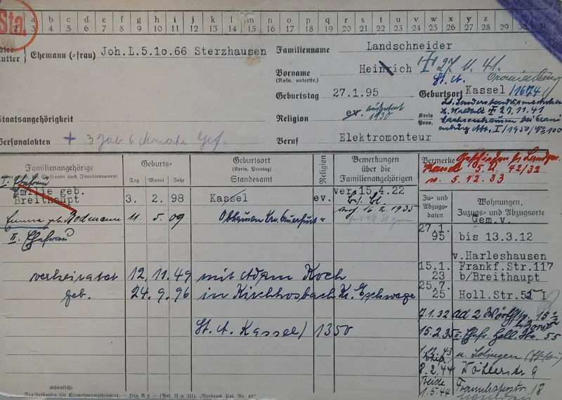 Eine Meldekarte von Heinrich Landschneider, die Angaben zum Urteil enthält, nämlich 3 Jahre und 6 Monate Gefängnis, sowie den Todestag vom 27. November 1941 im KZ Sachsenhausen
